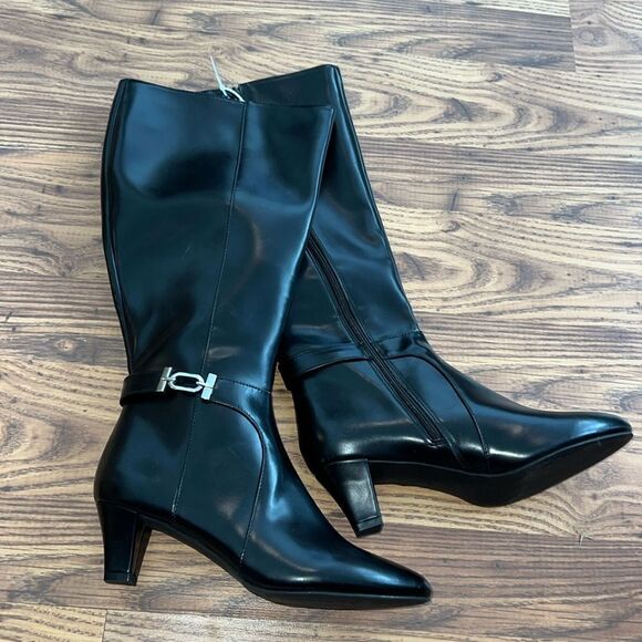 Bass boots - Picture 1 of 2